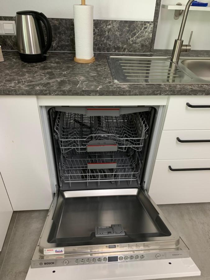 Firmen & Ferienwohnung Brecht 2 Waibstadt المظهر الخارجي الصورة